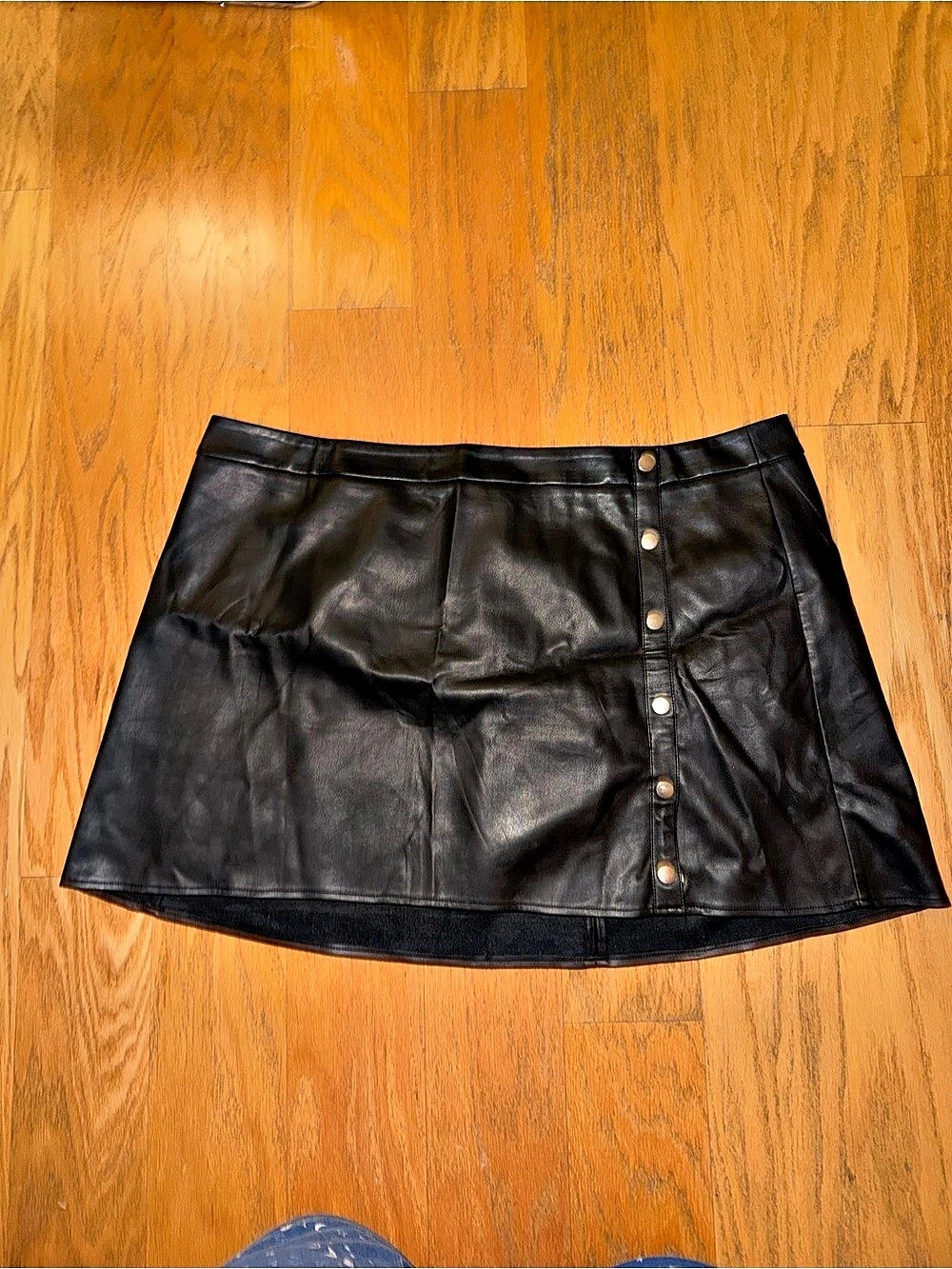 bar III Women's Double-Snap Faux-Leather Mini Skirt Black Waist 24W